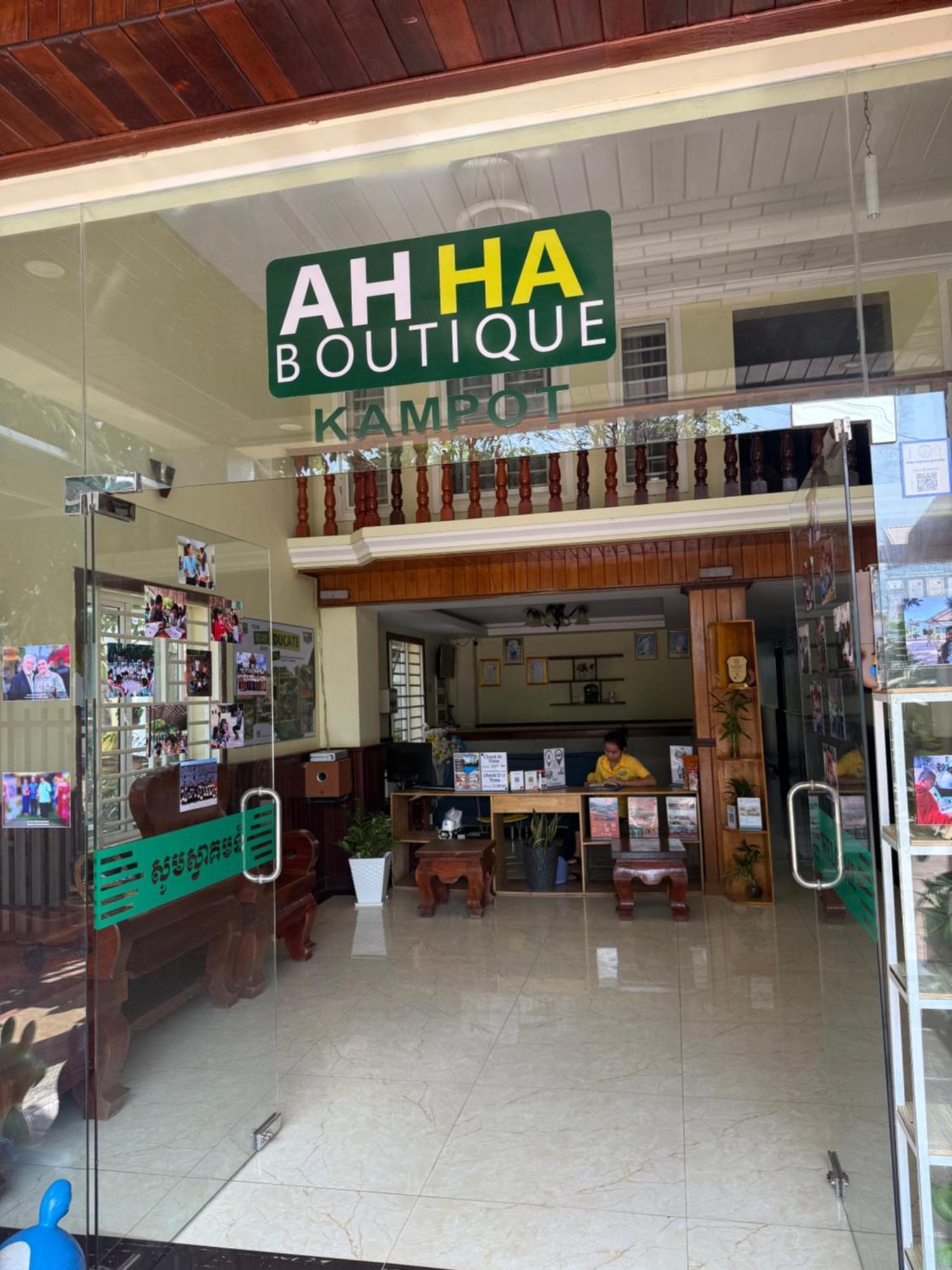 Ahha Boutique Kampot Hotel Luaran gambar